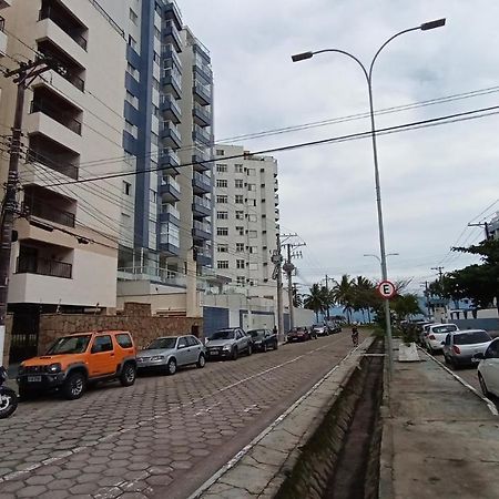 Apart. Martim De Sa - Pe Na Areia Caraguatatuba Esterno foto
