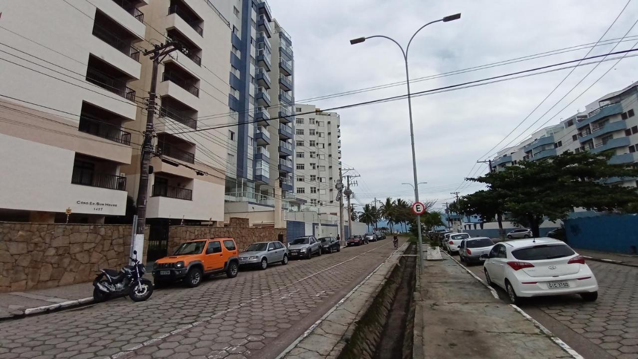 Apart. Martim De Sa - Pe Na Areia Caraguatatuba Esterno foto